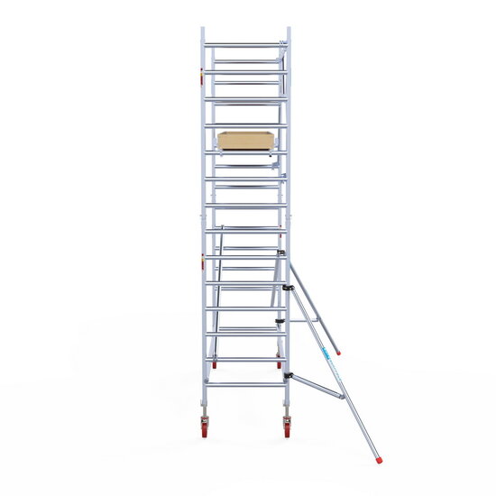 Euroscaffold Rolsteiger Euroscaffold Basic 90x305 5,2m werkhoogte carbon vloer tegen de gevel