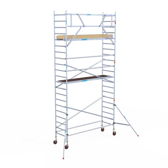 Euroscaffold Rolsteiger Euroscaffold Basic 90x305 7,2m werkhoogte tegen de gevel