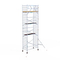 Euroscaffold Rolsteiger Euroscaffold Basic 135x250 9,2m werkhoogte carbon vloer tegen de gevel