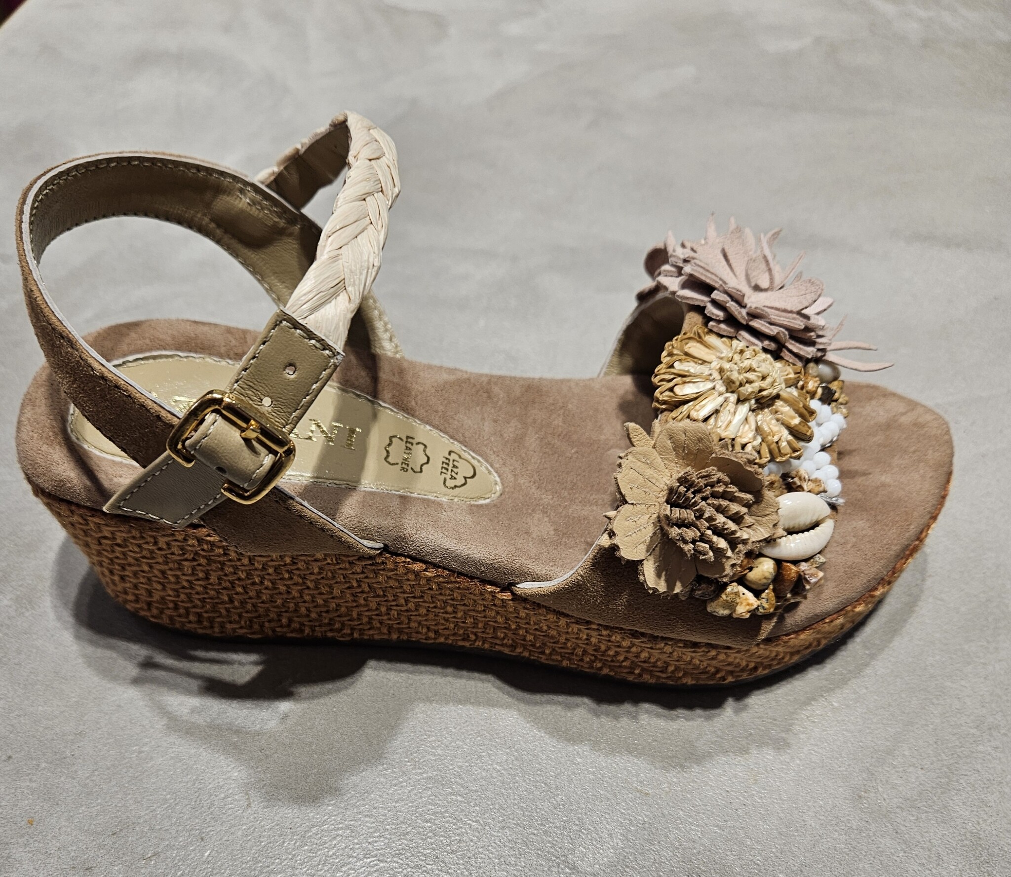 Lazamani Sandalen met sleehak LA 75900