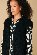 Ivy Beau Zwart bont gilet