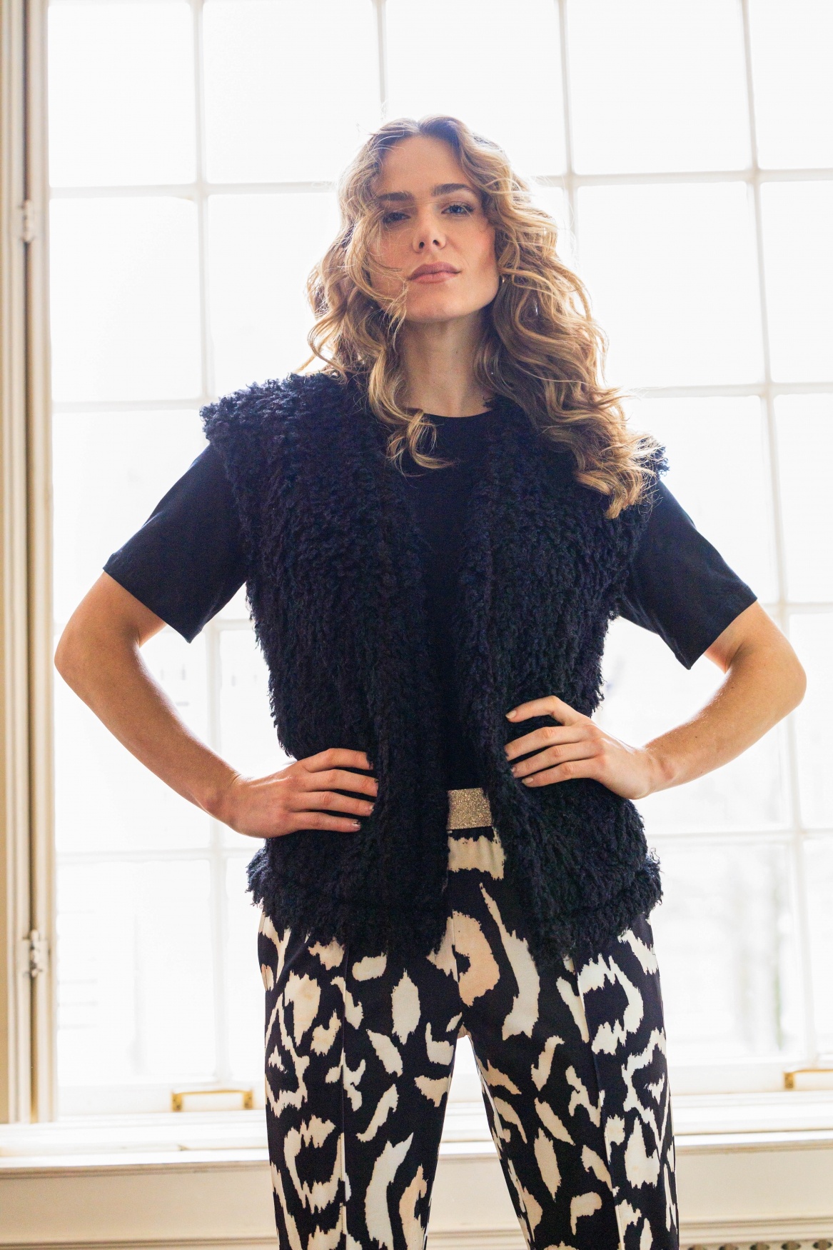 Ivy Beau Zwart bont gilet