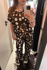 Gemma Ricceri Bruine top