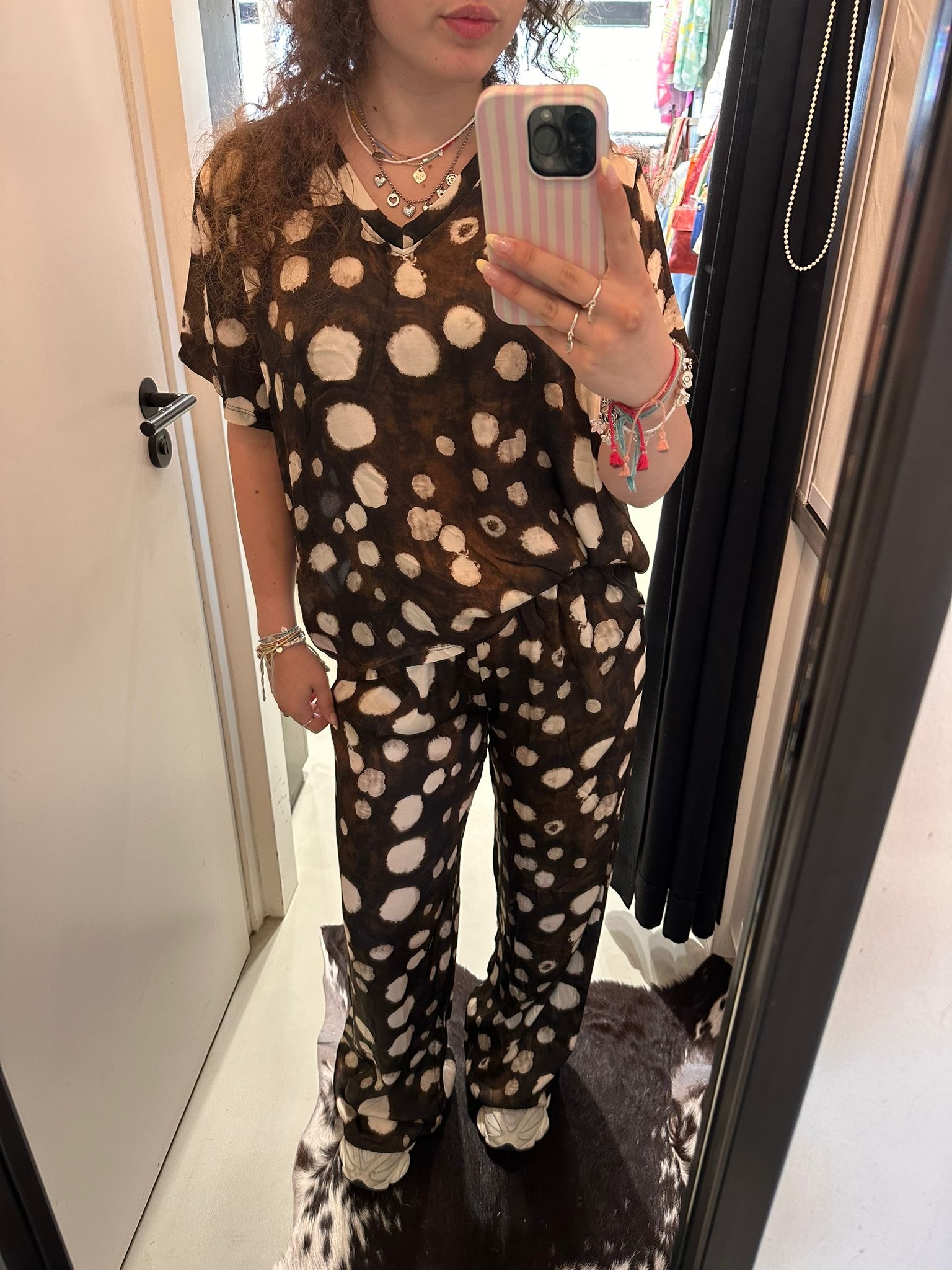 Gemma Ricceri Bruine top