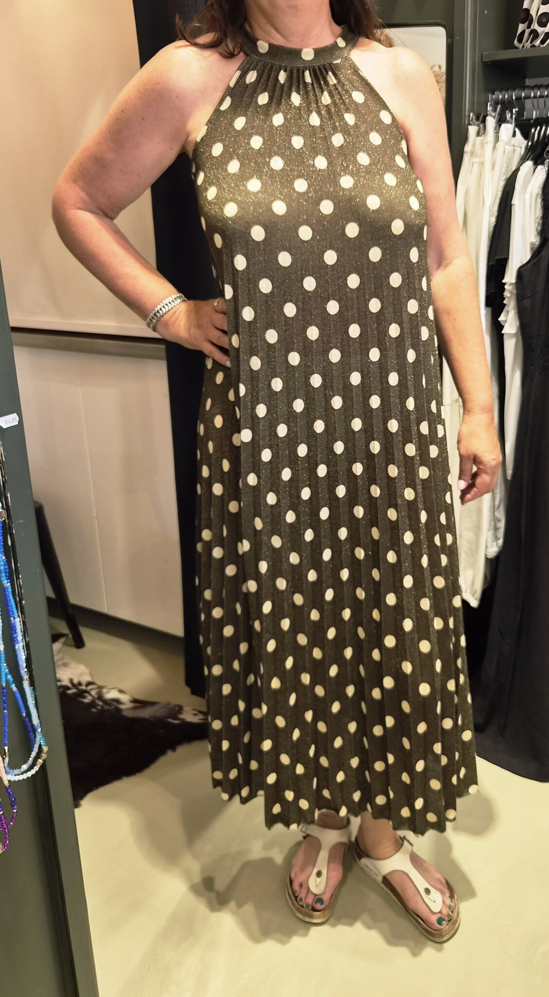 Gemma Ricceri Lange polka dot gliter groen met beige halter jurk
