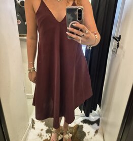 Gemma Ricceri Kort bordeaux jurkje
