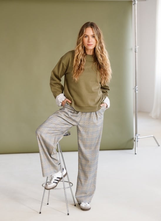 Ivy Beau Sweater Hena