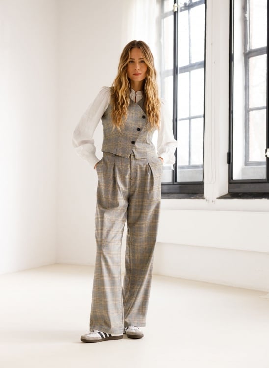 Ivy Beau Geruit Gilet Hetty