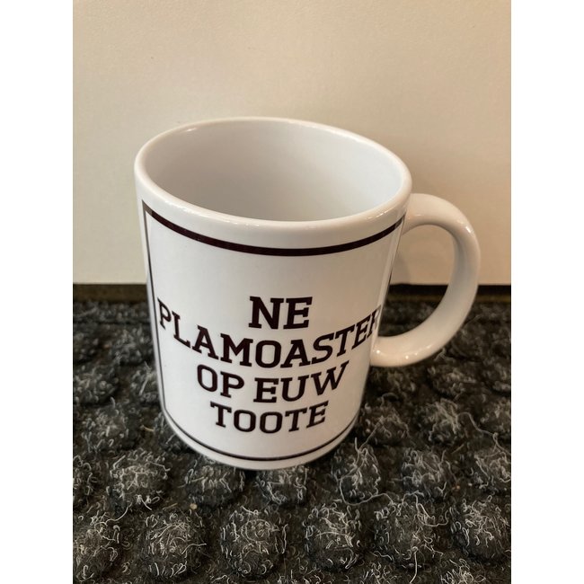 Urban Merch - Mug Ne Plamoaster Op Euw Toote