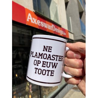 Urban Merch Beker Ne Plamoaster Op Euw Toote