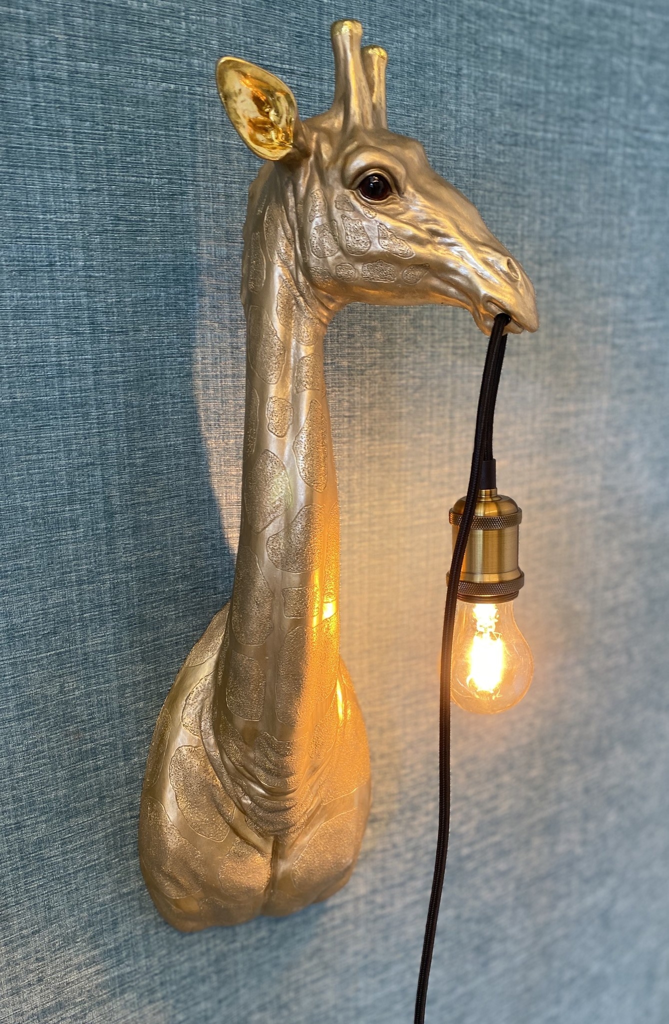 Wandlampe - Tierlampe - Goldene Giraffe - Axeswar Design