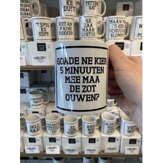 Urban Merch Mug  Goade ne kier 5 minuuten mee maa de zot ouwen?