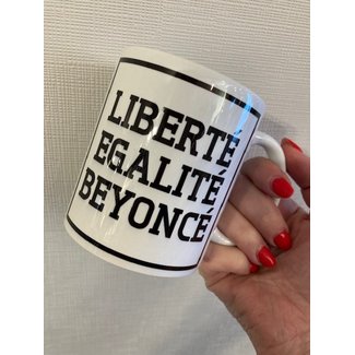 Urban Merch Beker Liberté, Egalité, Beyoncé