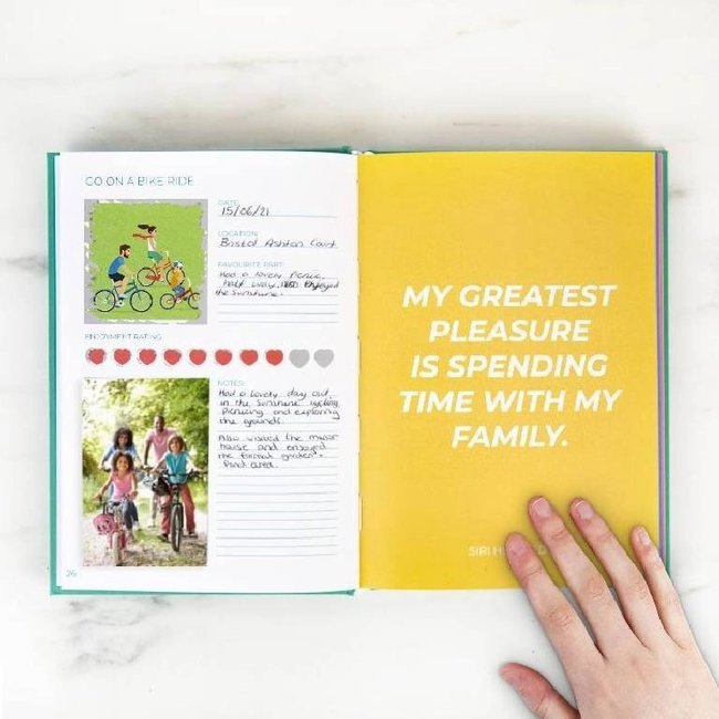 Gift Republic - Scratch Book - Family Edition