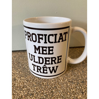 Urban Merch Mug Proficiat Mee Uldere Trêw