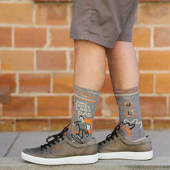 Blue Q - Chaussettes Here Comes Cool Dad - taille 40-46 (hommes)