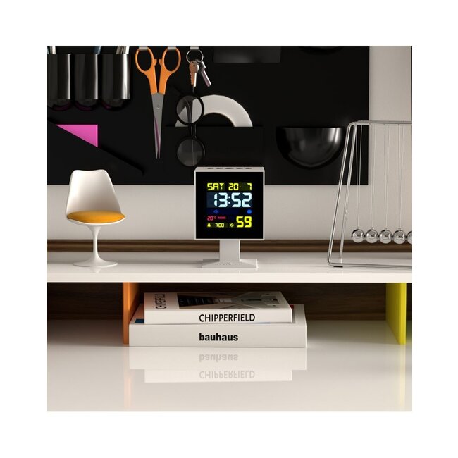 Newgate - Retro Wekker Monolith - wit