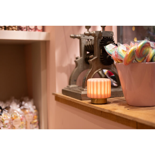 Atelier Pierre - Tafellamp - Sfeerlamp Dentelles 9 Fraise - gouden voet - set van 3 - oplaadbaar - dimbaar