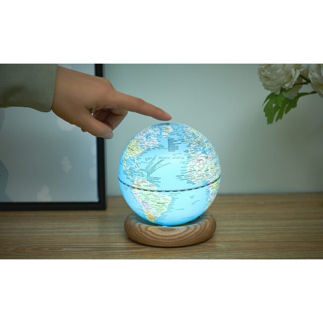 Gingko - AtlasGlobe Lamp - small - light blue