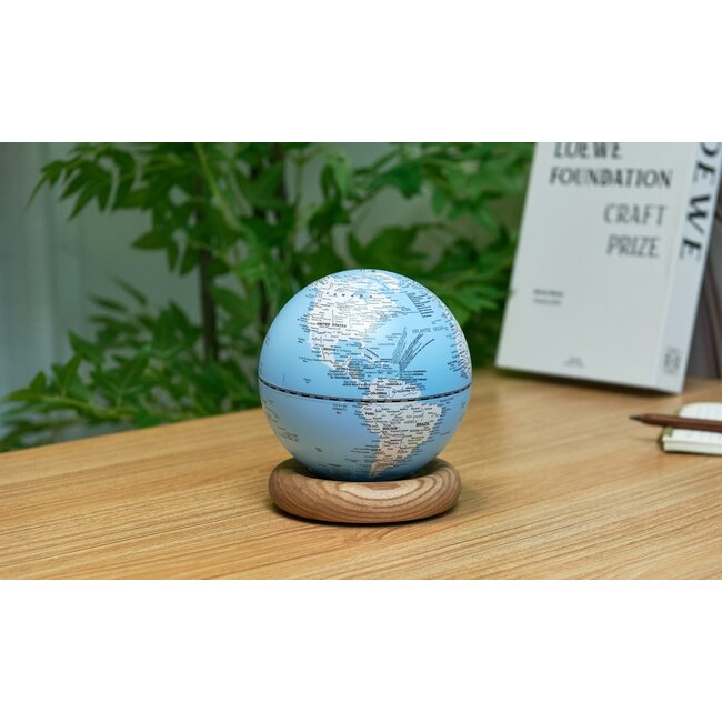 Gingko - AtlasGlobe Lamp - small - light blue
