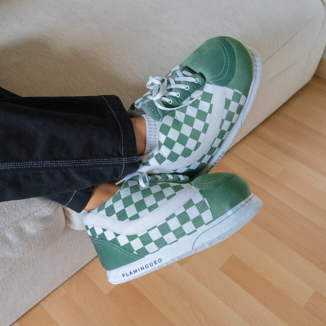 Flamingueo - Reuze Sneaker Pantoffels BETTY