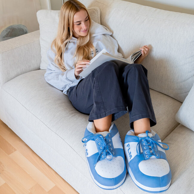 Flamingueo - Chaussons Géants Sneaker HAWKIS