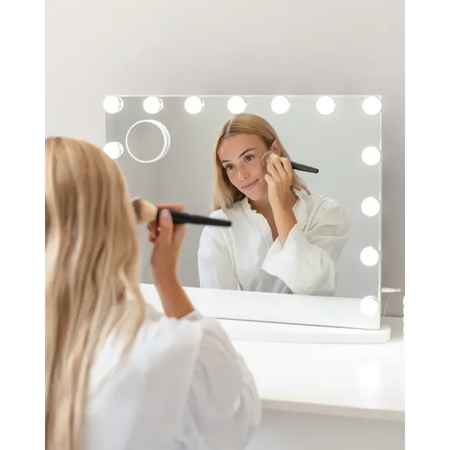 Flamingueo - LED Light Mirror Georgina - Mirror with 15 Hollywood LED Lights - metal