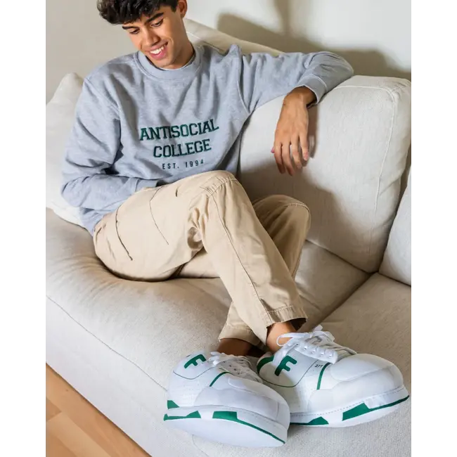 Flamingueo - Chaussons Géants Sneaker STEVES