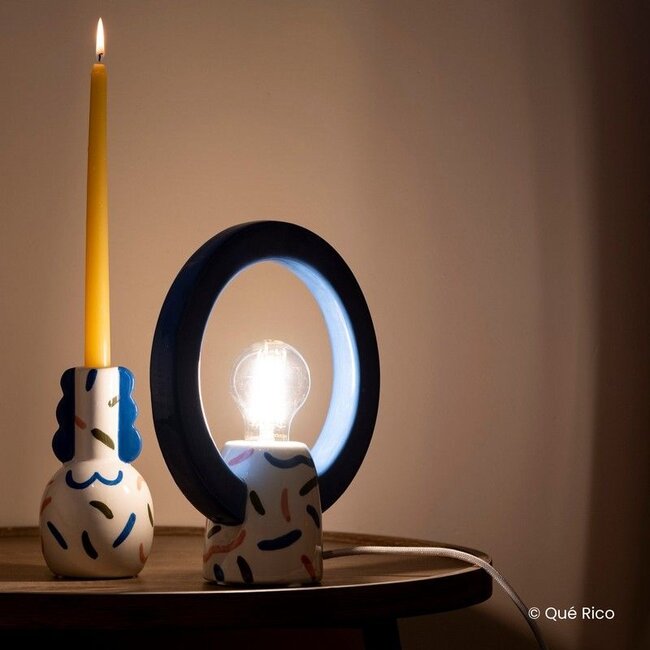 Que Rico - Lampe de Table Matias - Joyful Jumble