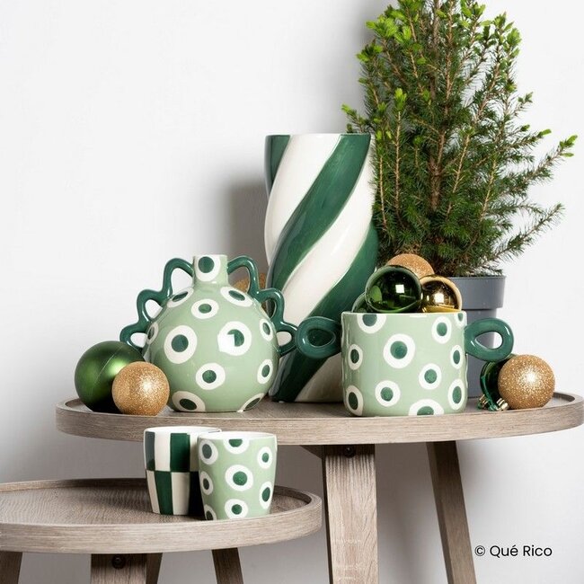 Que Rico - Vaas Camila - Amor del Color - groen