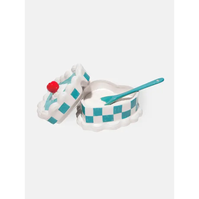 DOIY - Sugar Bowl Sweetie Heart Cake