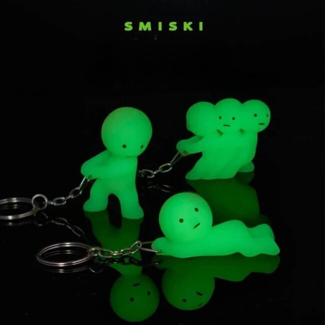 Porte-clés Smiski Pulling - glow in the dark
