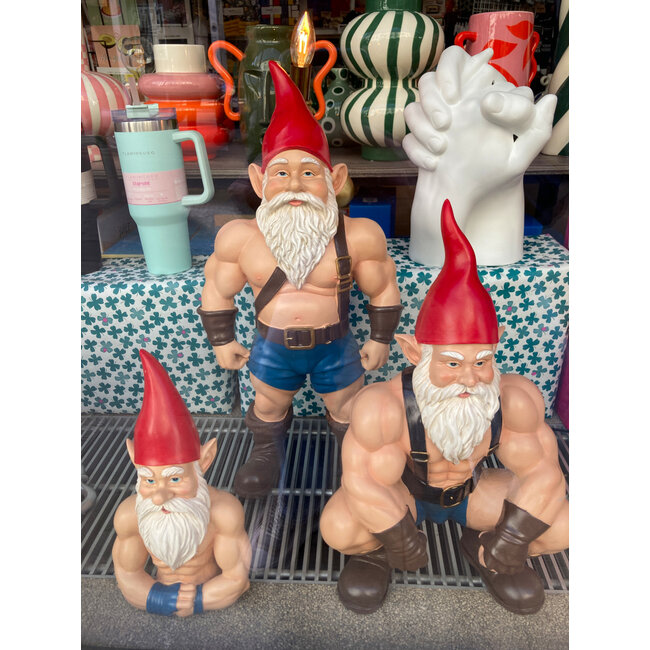 Kare Design - Sculptuur - Decoratief Beeld Muscle Gnome - Gespierde Kabouter - H 48 cm - gebruik binnenshuis