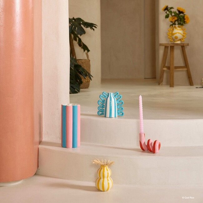 Que Rico - Vase Arturo - Amor Del Color - blau