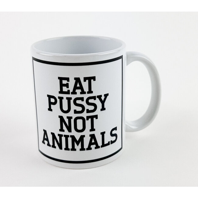 Urban Merch Beker Eat Pussy Not Animals