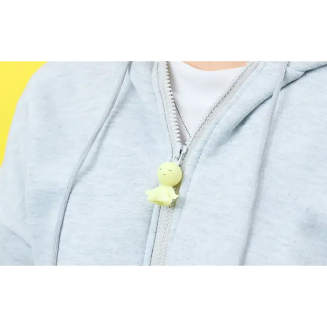 Smiski Zipperbite - lotus pose - glow in the dark