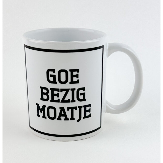 Urban Merch Mug Goe Bezig Moatje