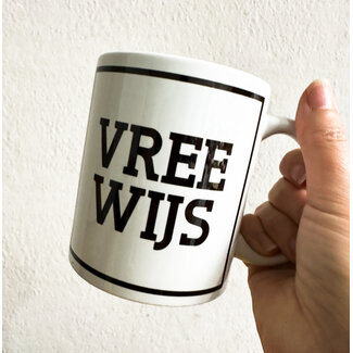 Urban Merch Mug Vree Wijs