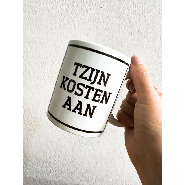 Urban Merch - Becher Tzijn Kosten Aan