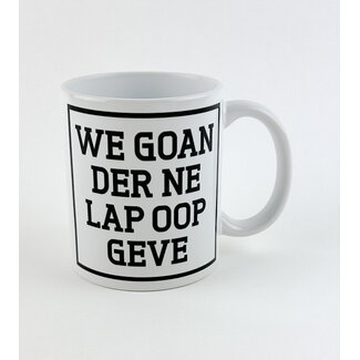 Urban Merch Tasse We Goan Der Ne Lap Oop Geve