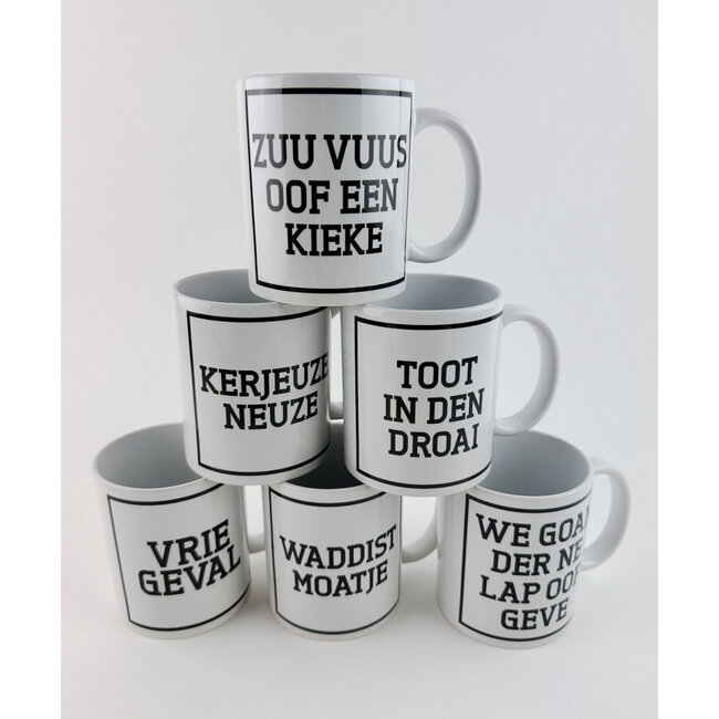 Urban Merch - Mug Zuu Vuus Of Een Kieke