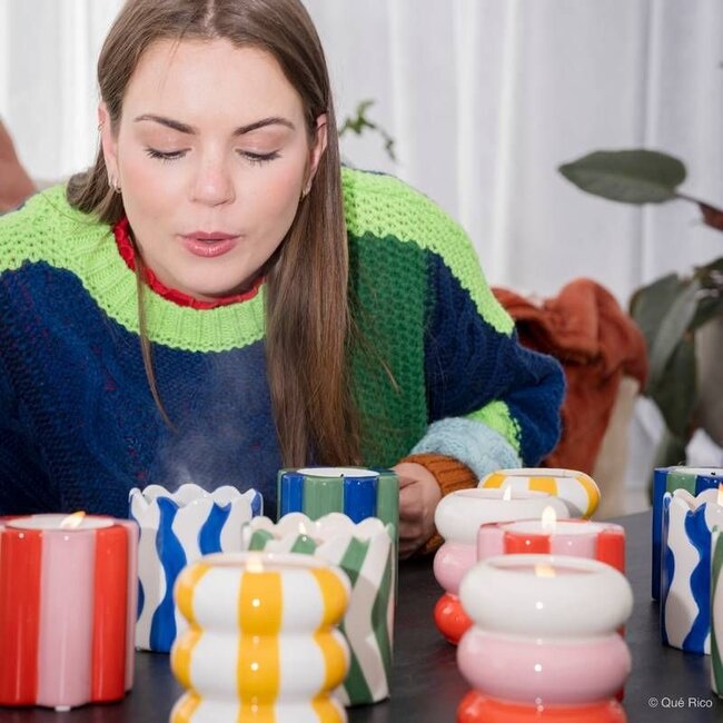 Que Rico - Scented Candle Gracia - Amor Del Color Red