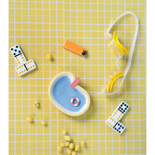 L'expressionist -  Asbak Zwembad