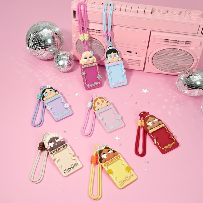 Pop Mart - CRYBABY Shiny Shiny Kartenhalter Blind Box - Bag Charm