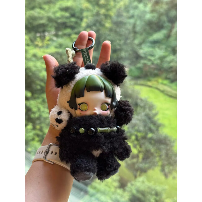 Pop Mart - SKULLPANDA Lazy Panda Bag Charm - Plush Pendant