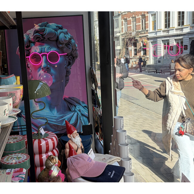 Kare Design – LED-Wanddekoration Cheeky David – 80 x 120 cm