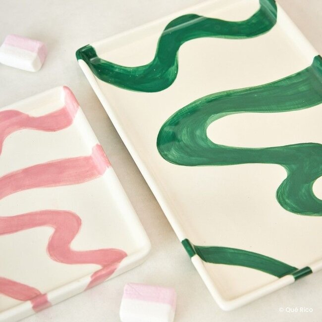 Que Rico - Plateau Alejandro - Spanish Swirls Green