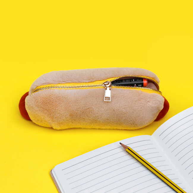 Suck UK – Plüsch-Hot-Dog-Etui mit Reißverschluss