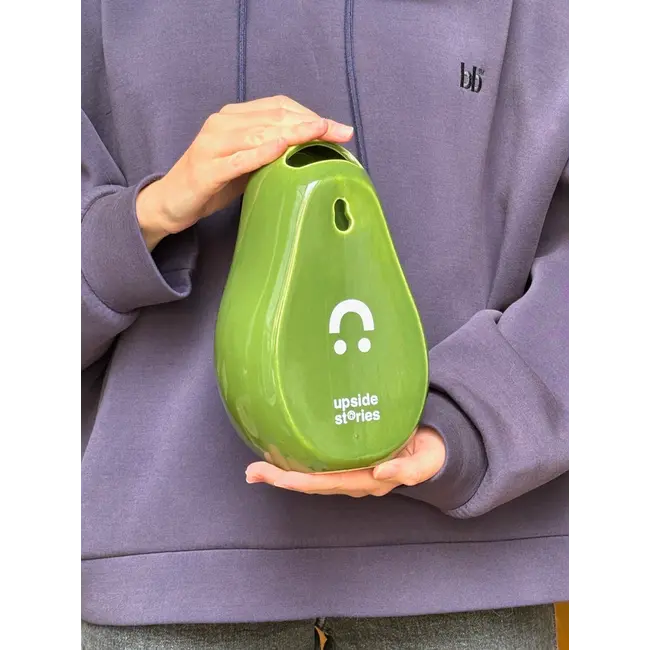 Upside Stories – Vase Avocado – kann stehen oder hängen