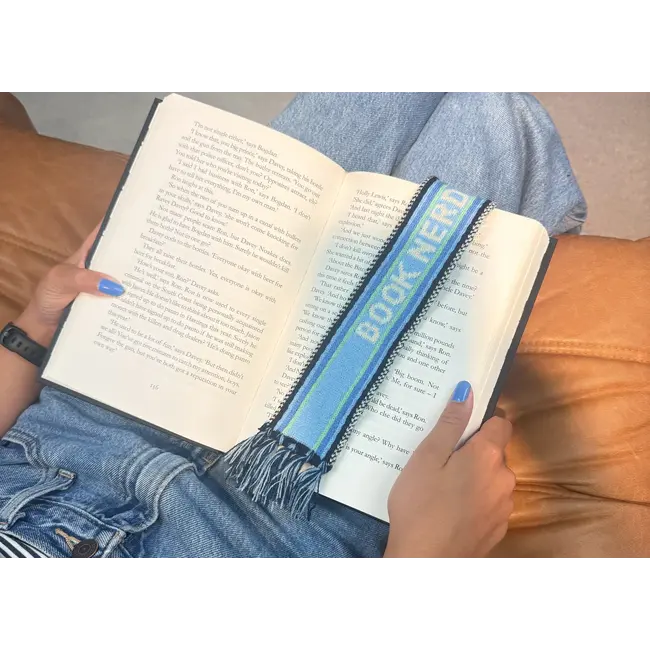 Bitten - Bookmark - Book Scarf Book Nerd